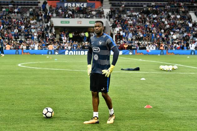 Steve Mandanda (fr) FOOTBALL : France vs Luxembourg - Match de Qualification Coupe du Monde 2018 - Toulouse - 03 09 2017 ThierryBreton Panoramic