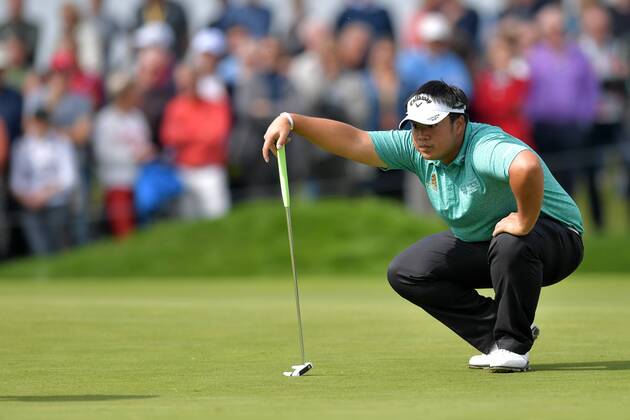 17-09-2017 GOLF:KLM OPEN:SPIJK KLM Open 2017 , The Dutch, finaledag Kiradech Aphibarnrat THA bekijkt de lijn voor zijn put Foto: Henk Seppen xVIxVIxImagesx xSoenarxChamidxsportfotografiexIVx 8778460