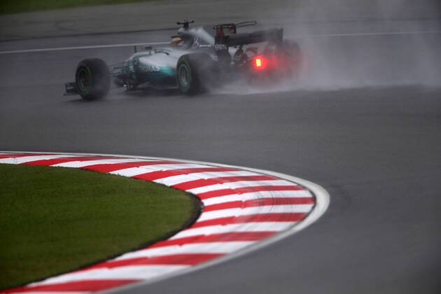 29.09.2017 - Free Practice 1, Lewis Hamilton (GBR) Mercedes AMG F1 W08 Malaysian Grand Prix, Sepang 28 September - 1 October 2017 29.09.2017 - Free Practice 1, Lewis Hamilton (GBR) Mercedes AMG F1 W08 