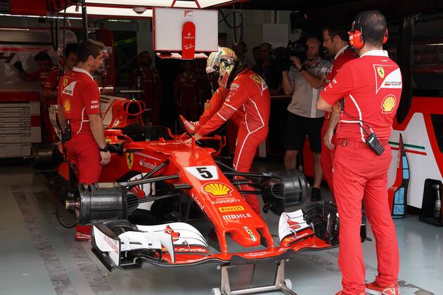 30.09.2017 - Free Practice 3, Sebastian Vettel (GER) Scuderia Ferrari SF70H Malaysian Grand Prix, Sepang 28 September - 1 October 2017 30.09.2017 - Free Practice 3, Sebastian Vettel (GER) Scuderia Ferrari SF70H 