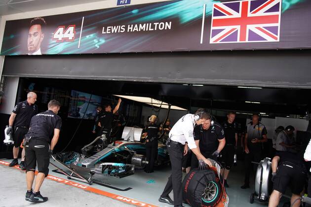 30.09.2017 - Free Practice 3, Lewis Hamilton (GBR) Mercedes AMG F1 W08 Malaysian Grand Prix, Sepang 28 September - 1 October 2017 30.09.2017 - Free Practice 3, Lewis Hamilton (GBR) Mercedes AMG F1 W08 