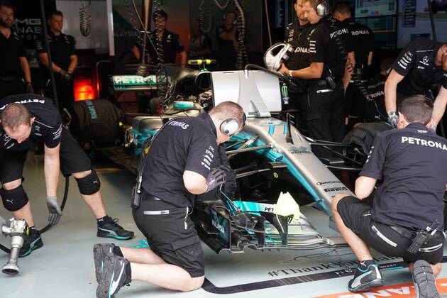 30.09.2017 - Free Practice 3, Valtteri Bottas (FIN) Mercedes AMG F1 W08 Malaysian Grand Prix, Sepang 28 September - 1 October 2017 30.09.2017 - Free Practice 3, Valtteri Bottas (FIN) Mercedes AMG F1 W08 