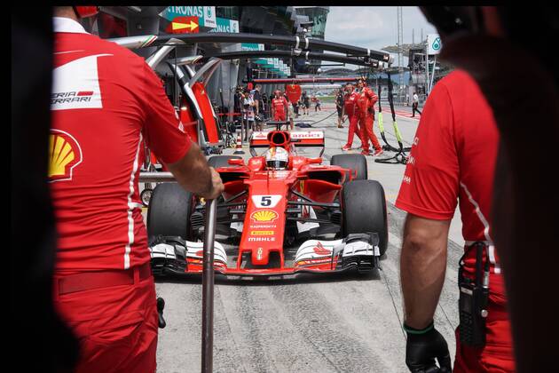 30.09.2017 - Free Practice 3, Sebastian Vettel (GER) Scuderia Ferrari SF70H Malaysian Grand Prix, Sepang 28 September - 1 October 2017 30.09.2017 - Free Practice 3, Sebastian Vettel (GER) Scuderia Ferrari SF70H 