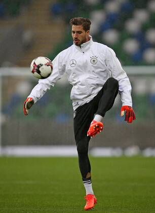 04.10.2017, Fussball Qualifikation Weltmeisterschaft 2018, Training der Deutschen Nationalmannschaft im Windsor Park Stadium Belfast. Torwart Kevin Trapp (Deutschland)