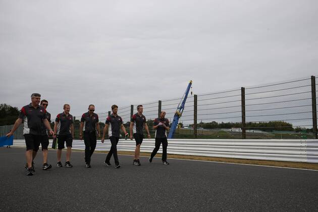 05.10.2017- Romain Grosjean (FRA) Haas F1 Team VF-17 Japanese Grand Prix, Suzuka 05 - 08 October 2017 05.10.2017- Romain Grosjean (FRA) Haas F1 Team VF-17 