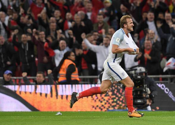 Harry Kane of England celebrates scoring the winning goal during the FIFA World Cup WM Weltmeisterschaft Fussball 2018 Qualifier First Round match between England and Slovenia at Wembley Stadium, London, England on 5 October 2017. Copyright: xVincexMignottx 17050011