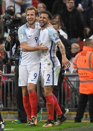 Harry Kane of England celebrates scoring the winning goal with Kyle Walker of England during the FIFA World Cup WM Weltmeisterschaft Fussball 2018 Qualifier First Round match between England and Slovenia at Wembley Stadium, London, England on 5 October 2017. Copyright: xVincexMignottx 17050018