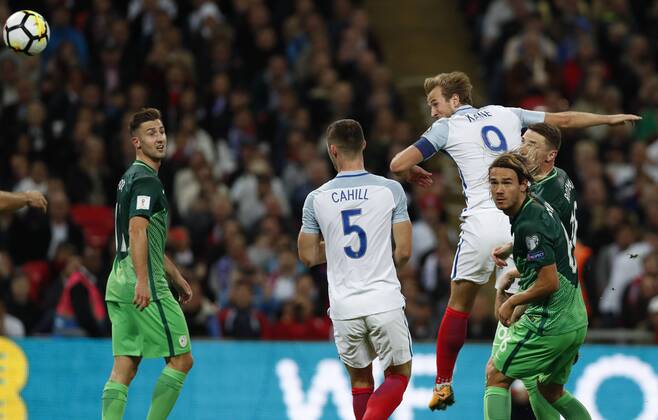 (171006) -- LONDON, Oct. 6, 2017 -- Harry Kane (Above) of England heads for the ball during the FIFA World Cup WM Weltmeisterschaft Fussball 2018 European Qualifier Group E match between England and Slovenia at Wembley Stadium, in London, Britain on Oct. 5, 2017. England won 1-0. ) (SP)BRITAIN-LONDON-FOOTBALL-WORLD CUP QUALIFIER-ENGLAND VS SLOVENIA HanxYan 