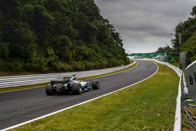 Motorsports: FIA Formula One World Championship WM Weltmeisterschaft 2017, Grand Prix of Japan, 44 Lewis Hamilton (GBR, Mercedes AMG Petronas Formula One Team), Suzuka Japan