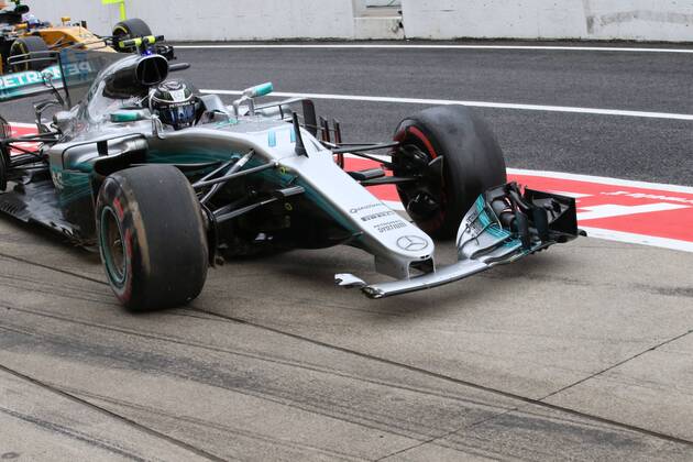 07.10.2017- free practice 3, Valtteri Bottas (FIN) Mercedes AMG F1 W08 after the crash Japanese Grand Prix, Suzuka 05 - 08 October 2017 07.10.2017- free practice 3, Valtteri Bottas (FIN) Mercedes AMG F1 W08 after the crash 