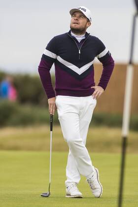 8th October 2017, Old Course, St Andrews, Scotland; Alfred Dunhill Links Championship, final round; Tyrrell Hatton on the 15th green  ActionPlus11939273