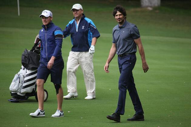 Spanish actor and model Andres Velencoso (R) reacts during the Pro-am of Andalusia Valderrama Masters, in San Roque, Cadiz, Spain, 18 October 2017. Pro-am of Andalusia Valderrama Masters !ACHTUNG: NUR REDAKTIONELLE NUTZUNG!  Copyright: xA.CarrascoxRagelx GRAF1366 20171018-636439509515402591