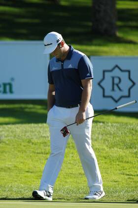 Spanish Jon Rahm reacts after his falling put during the second day of the Andalucia Valderrama Masters-Foundation Sergio Garcia at Valderrama Royal Club in Sotogrande, San Roque, Cadiz, southern Spain, 20 October 2017. Andalucia Valderrama Masters golf !ACHTUNG: NUR REDAKTIONELLE NUTZUNG!  Copyright: xA.CarrascoxRagelx GR5001 20171020-636441064748367048