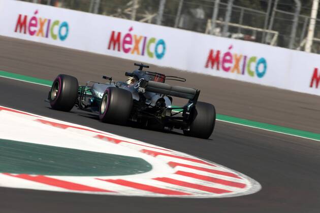 27.10.2017 - Free Practice 1, Lewis Hamilton (GBR) Mercedes AMG F1 W08 Mexican Grand Prix, Mexico City 26 - 29 October 2017 27.10.2017 - Free Practice 1, Lewis Hamilton (GBR) Mercedes AMG F1 W08 