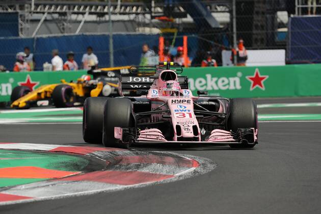 French Formula One driver Esteban Ocon of Force India in action during the Formula One Mexico s Grand Prix at the Hermanos Rodriguez racetrack in Mexico City, Mexico, 29 October 2017. Mexico Formula One Grand Prix !ACHTUNG: NUR REDAKTIONELLE NUTZUNG! Copyright: xJoséxMéndezx MEX201 20171029-636449102735579042