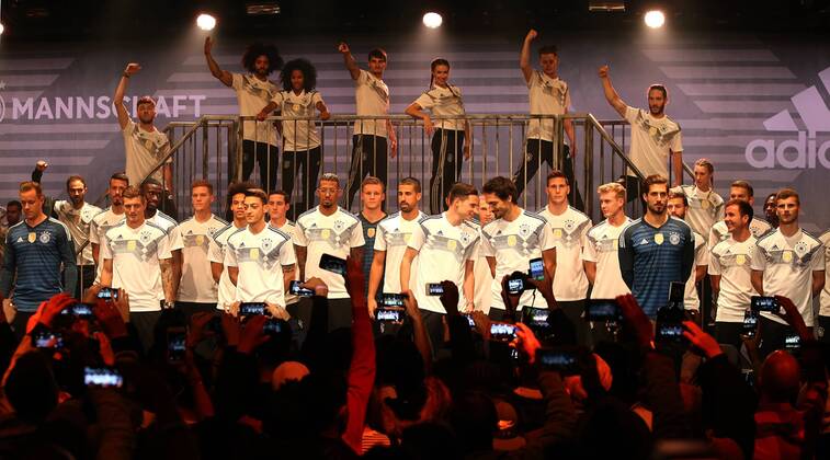 DFB and the team present World Cup jersey 2018 in THE BASE in Berlin 07 11 17 DFB and The team present World Cup jersey 2018