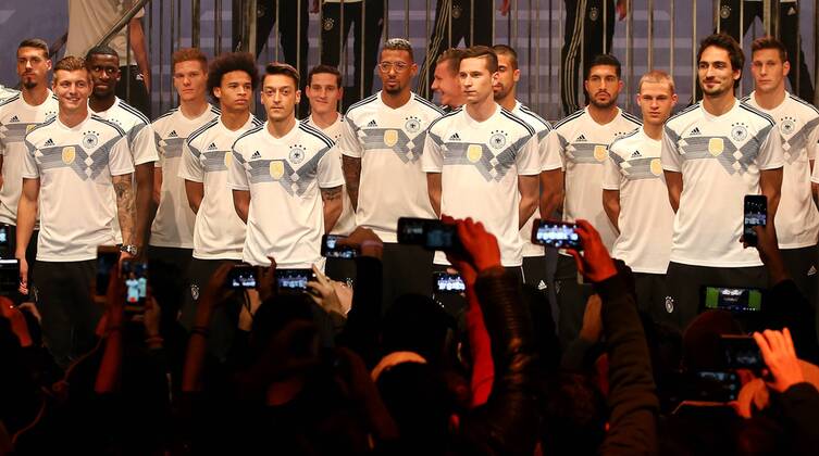 DFB and the team present World Cup jersey 2018 in THE BASE in Berlin 07 11 17 DFB and The team present World Cup jersey 2018