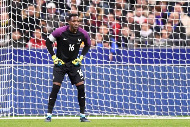 16 STEVE MANDANDA (fra) FOOTBALL : France vs Pays de Galles - Match amical de preparation de la Coupe du Monde 2018 - 10 11 2017 AnthonyBIBARD FEP Panoramic