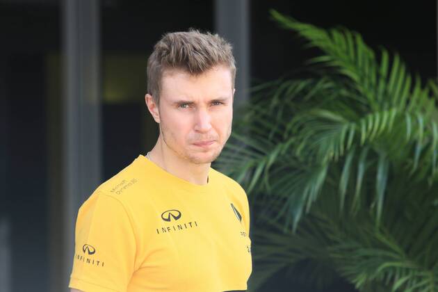 23rd November 2017, Yas Marina Circuit, Abu Dhabi, UAE; Abu Dhabi Formula One Grand Prix, driver arrivals and press conference PK Pressekonferenz Sergey Sirotkin - Renault F1 Team Third and Reserve Driver  ActionPlus11955013