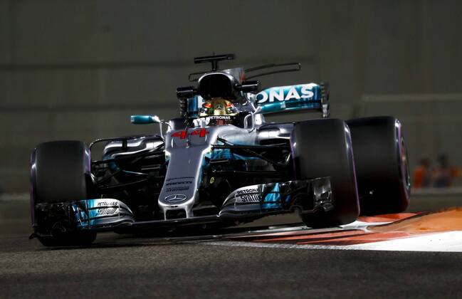 Motorsports: FIA Formula One World Championship WM Weltmeisterschaft 2017, Grand Prix of Abu Dhabi, 44 Lewis Hamilton (GBR, Mercedes AMG Petronas F1 Team), Abu Dhabi United Arab Emirates