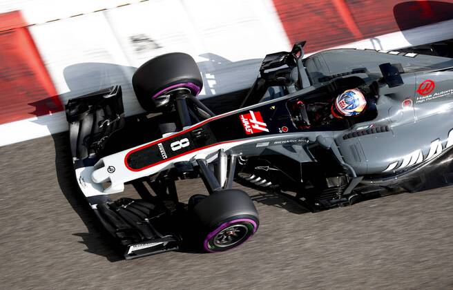 Motorsports: FIA Formula One World Championship WM Weltmeisterschaft 2017, Grand Prix of Abu Dhabi, 8 Romain Grosjean (FRA, Haas F1 Team), Abu Dhabi United Arab Emirates