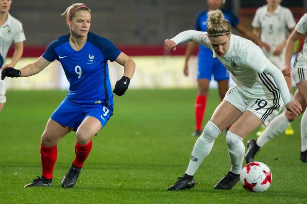 v li Eugenie Le Sommer France 9 in duel duel with duel with Svenja Huth Germany 19 Football Women International Match Germany France xobx