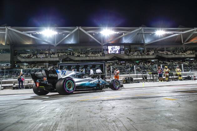 Bilder des Tages - SPORT Motorsports: FIA Formula One World Championship WM Weltmeisterschaft 2017, Grand Prix of Abu Dhabi, 77 Valtteri Bottas (FIN, Mercedes AMG Petronas F1 Team), Abu Dhabi United Arab Emirates