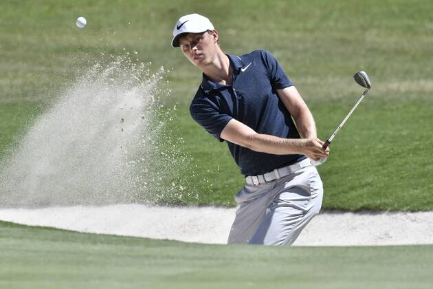 26th November 2017, The Australian Golf Club, Sydney, Australia; Emirates Australian Open Golf, final round; Winner Cameron Davis (AUS) plays out of the bunker  ActionPlus11956388
