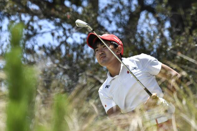 26th November 2017, The Australian Golf Club, Sydney, Australia; Emirates Australian Open Golf, final round; amateur Takumi Kanaya (JAP) hits his tee shot  ActionPlus11956416