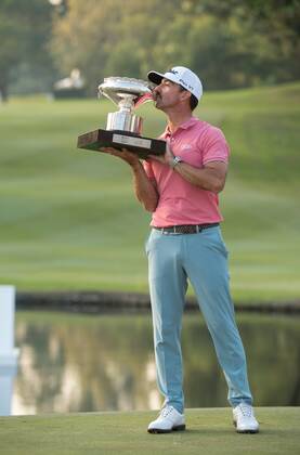 November 26, 2017 - Hong Kong, Hong Kong SAR, CHINA - HONG KONG SAR,CHINA: November 26 2017. Australian Wade Ormsby wins the Hong Kong Open Golf at Hong Kong Golf club Fanling. Ormsby wins the Hong KOng Open Golf - ZUMAr144 20171126_zap_r144_005 Copyright: xJaynexRussellx