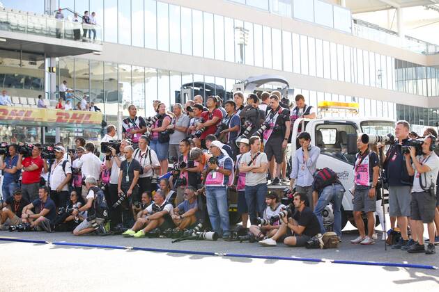 Motorsports: FIA Formula One World Championship WM Weltmeisterschaft 2017, Grand Prix of Abu Dhabi, photographer, Fotograf, media, Medien, press, Presse Abu Dhabi United Arab Emirates