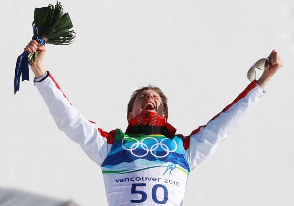 Simon Ammann WINS on the large hill for his second gold medal as a whole its 4 gold medal at Olympic Games cheers Olympic Games Vancouver 2010 20 02 2010 ski jumping large hill Vancouver British Columbia Canada