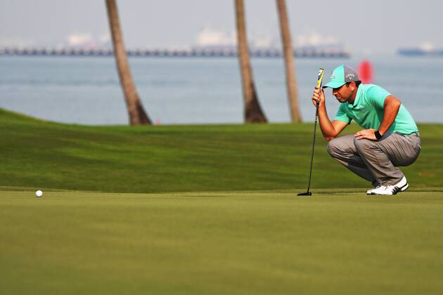 (180120) -- SINGAPORE, Jan. 20, 2018 -- Spain s player Sergio Garcia competes during the 3rd round of the SMBC Singapore Open held in Singapore s Sentosa Golf Club on Jan 20, 2018. ) (SP)SINGAPORE-GOLF-SMBC SINGAPORE OPEN ThenxChihxWey 