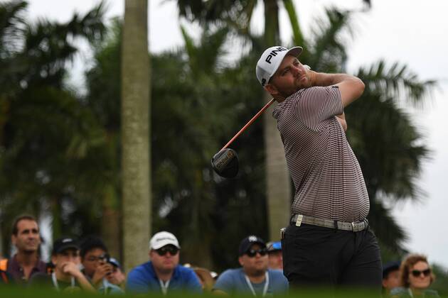 (180120) -- SINGAPORE, Jan. 20, 2018 -- United States player Casey O Toole competes during the 3rd round of the SMBC Singapore Open held in Singapore s Sentosa Golf Club on Jan 20, 2018. ) (SP)SINGAPORE-GOLF-SMBC SINGAPORE OPEN ThenxChihxWey 