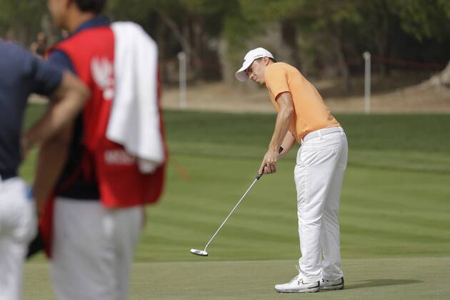 HSBC Abu Dhabi Golf Championship Day Four Matthew Fitzpatrick putts on Day Four of the HSBC Abu Dhabi Golf Championship at Abu Dhabi Golf Club, UAE. Content Not Available For UK Newspapers Copyright: xNickxWhitworthx FIL-11242-0006