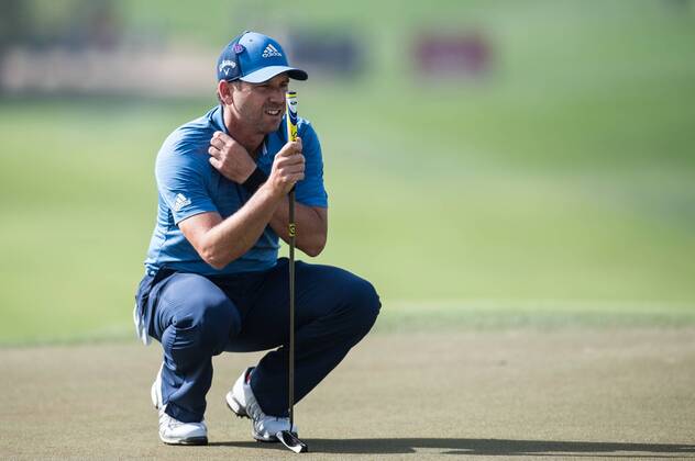 Sergio Garcia of Spain lines up a putt during the first round of the Omega Dubai Desert Classic European Tour 2018 at the Emirates Golf Club, Dubai, UAE on 25 January 2018. Copyright: xGrantxWinterx 18690030