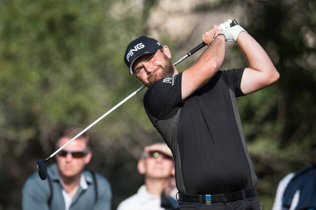 Andy Sullivan of England tees off during the first round of the Omega Dubai Desert Classic European Tour 2018 at the Emirates Golf Club, Dubai, UAE on 25 January 2018. Copyright: xGrantxWinterx 18690066