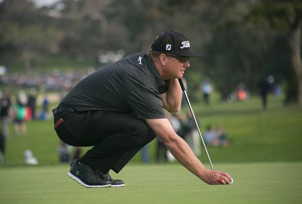 January 25, 2018 - La Jolla, California, U.S - Charley Hoffman reads the green at the Farmers Insurance Open on Thursday January 25, 2018 at the Torrey Pines Golf Course in La Jolla, California. JAVIER ROJAS PI 2018 Farmers Insurance Open - ZUMAp124 20180125_zaa_p124_015 Copyright: xArianaxRuizx