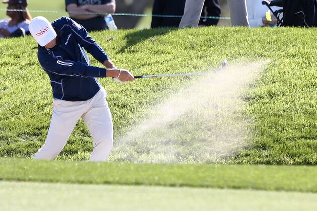 January 27, 2018 - San Diego, California, United States - Ryan Palmer hits out of a bunker on the first hole during the third round of the 2018 Farmers Insurance Open at Torrey Pines GC. Golf 2018: Farmers Insurance Open - Round 3 - ZUMAw109 20180127_zap_w109_011 Copyright: xDebbyxWongx