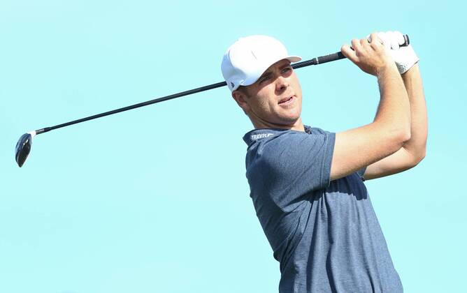 January 27, 2018 - San Diego, California, United States - Luke List tees off the second hole during the third round of the 2018 Farmers Insurance Open at Torrey Pines GC. Golf 2018: Farmers Insurance Open - Round 3 - ZUMAw109 20180127_zap_w109_027 Copyright: xDebbyxWongx