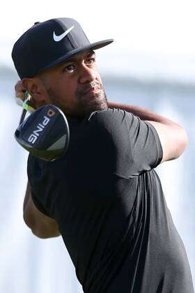 January 27, 2018 - San Diego, California, United States - Tony Finau tees off the first hole during the third round of the 2018 Farmers Insurance Open at Torrey Pines GC. Golf 2018: Farmers Insurance Open - Round 3 - ZUMAw109 20180127_zap_w109_033 Copyright: xDebbyxWongx