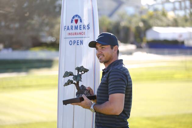 January 29, 2018 - San Diego, CA, USA - Jason Day poses with the trophy after winning the Farmers Insurance Open at the Torrey Pines Golf Course on January 29, 2018. Day beat Alex Noren in a playoff. Farmers Insurance Open Playoff - ZUMAs44_ 81732918st Copyright: xK.C.xAlfredx