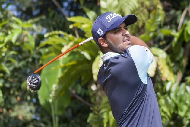 February 4, 2018 - Shah Alam, Kuala Lumpur, Malaysia - Khalin H Joshi is seen taking a shot from hole 6 at the last day of Maybank Championship 2018...The Maybank Championship 2018 golf event is being hosted on 1st to 4th February at Saujana Golf & Country Club. KL: Maybank championship last day - ZUMAs197 81794789st Copyright: xFarisxHadziqx xSopaxImagesx