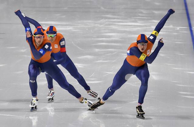 21-02-2018 SCHAATSEN:TEAM PURSUIT: OLYMPISCHE SPELEN: Olympic Games Olympische Spiele Olympia OS PYEONGCHANG 2018 Team pursuit Ned met Jan Blokhuijsen , Sven Kramer (Team Lottonl-Jumbo) en Patrick Roest (Lotto.nl) Foto: Sander Chamid xVIxVIxImagesx xSoenarxChamidxsportfotografiexIVx 10142956