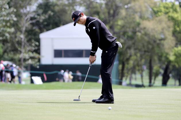 March 8, 2018 - Palm Harbor, Florida, U.S. - DOUGLAS R. CLIFFORD Times .Whee Kim puts at the 18th green while playing the Copperhead Course on Thursday (3 8 18) during the first round of the Valspar Championship at the Innisbrook Golf and Spa Resort in Palm Harbor. Golf 2018: Valspar Championship Pro-Am - ZUMAs70_ 20180308_zan_s70_016 Copyright: xDouglasxR.xCliffordx