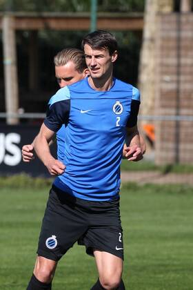 - BRUGGE, BELGIUM: Club s Davy De Fauw pictured during a training session of Club Brugge, in Brugge, Wednesday 15 April 2015. Belgian first league soccer team Club Brugge will play tomorrow a first leg quarter final game of Uefa Europa League competition against Ukrainian soccer club Dnipro. BRUNOxFAHY x78553155x