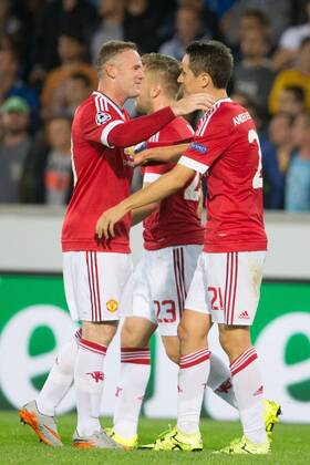 - BRUGGE, BELGIUM: Manchester s Ander Herrera (R) celebrates with his teammates after scoring during a soccer game between Belgian first league team Club Brugge KV and British club Manchester United ManU FC in Brugge, Wednesday 26 August 2015, the return game of the play-offs of the UEFA Champions League competition. Manchester United won the first leg 3-1. KURTxDESPLENTER  x84639080x