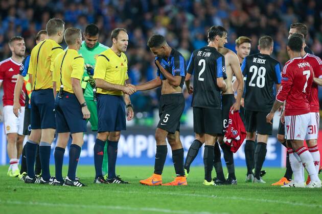 - BRUGGE, BELGIUM: Club s Jean-Charles Castelletto (C) and his teammates look dejected after a soccer game between Belgian first league team Club Brugge KV and British club Manchester United ManU FC in Brugge, Wednesday 26 August 2015, the return game of the play-offs of the UEFA Champions League competition. Manchester United won the first leg 3-1. BRUNOxFAHY x84639598x