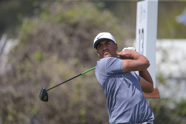 AUSTIN, TX - MARCH 21: Tony Finau (USA) hits from the 13th tee during the First Round of the WGC-Dell Technologies Match Play on March 21, 2018 at Austin Country Club in Austin, TX. (Photo by George Walker Icon Sportswire) GOLF: MAR 21 PGA Golf Herren - WGC-Dell Technologies Match Play Icon18032111 EDITORIAL USE ONLY