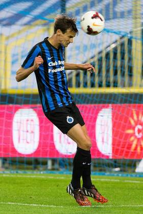 - BRUGGE, BELGIUM: Club s Davy De Fauw pictured in action during a Cofidis Cup 1 16 final game between Club Brugge and Eendracht Aalst (D2), in Brugge, Wednesday 24 September 2014. KURTxDESPLENTER x62955094x